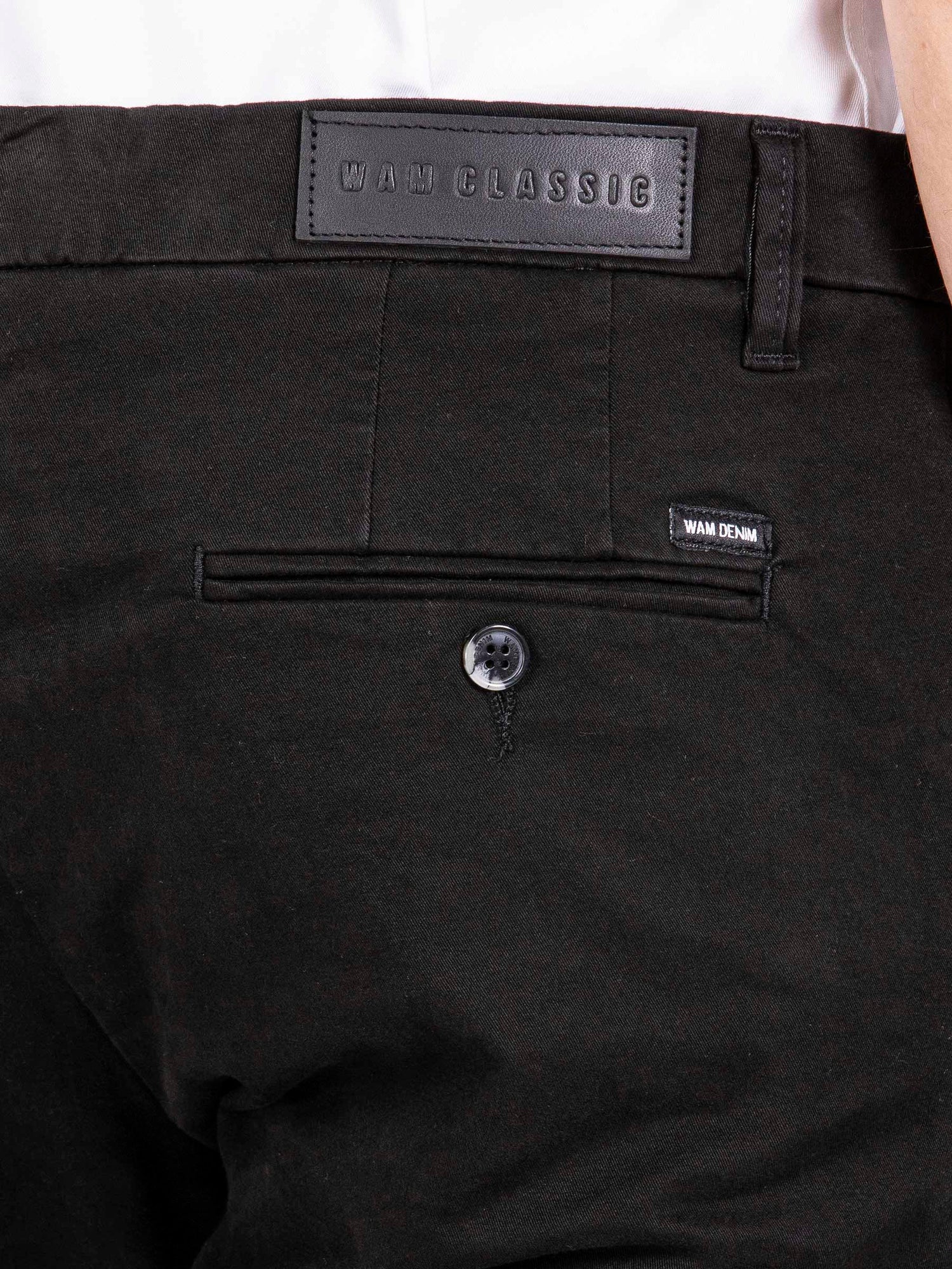 Laminia Slim Fit Blk Chino 40-32