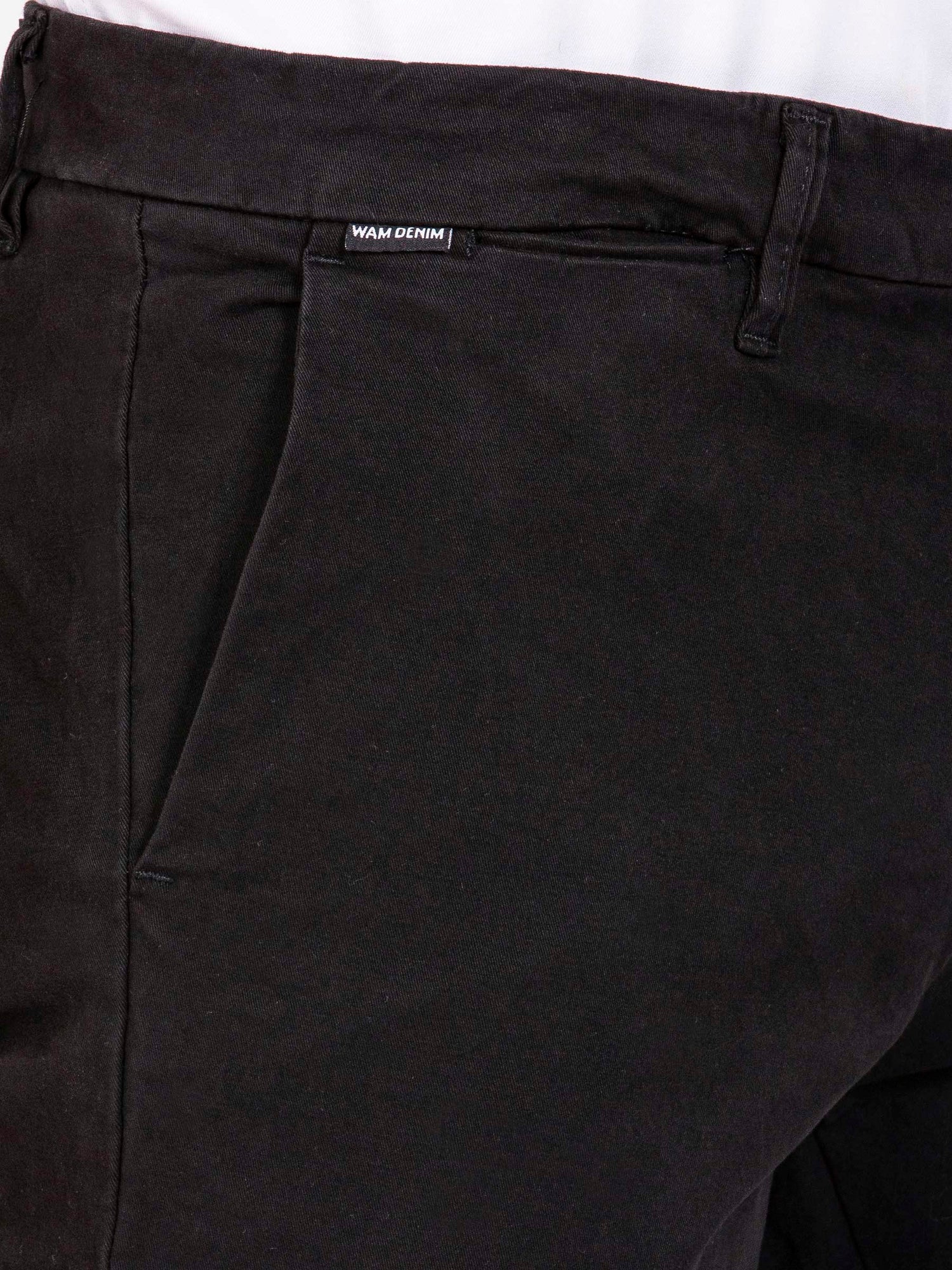 Laminia Slim Fit Blk Chino 40-32