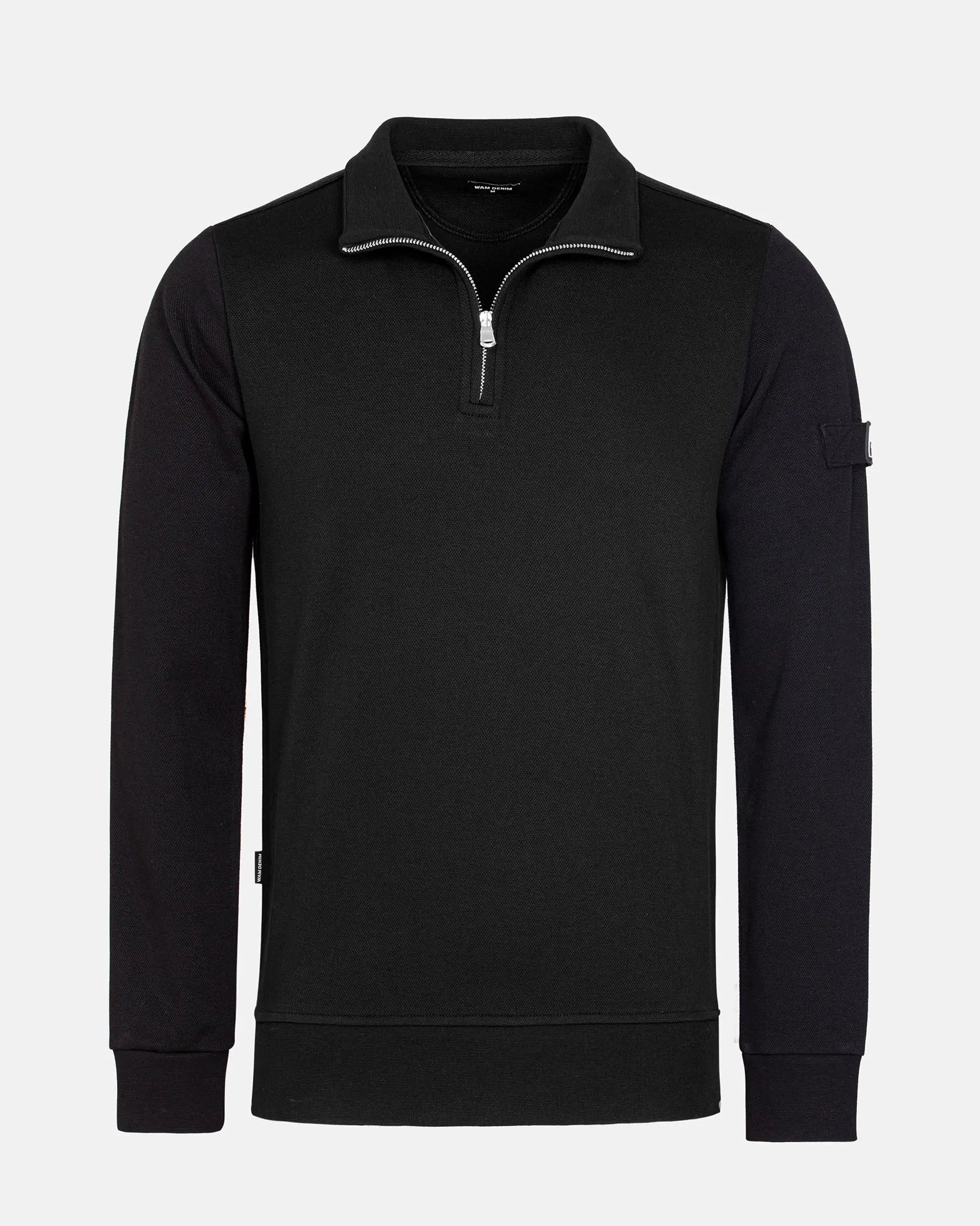 Black quarter-zip sweater with long sleeves and ribbed hem, casual knitwear – Wam Denim.