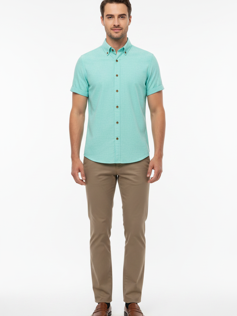 Wam Denim Quarn Turquoise Short Sleeve Shirt – model front view, tucked in