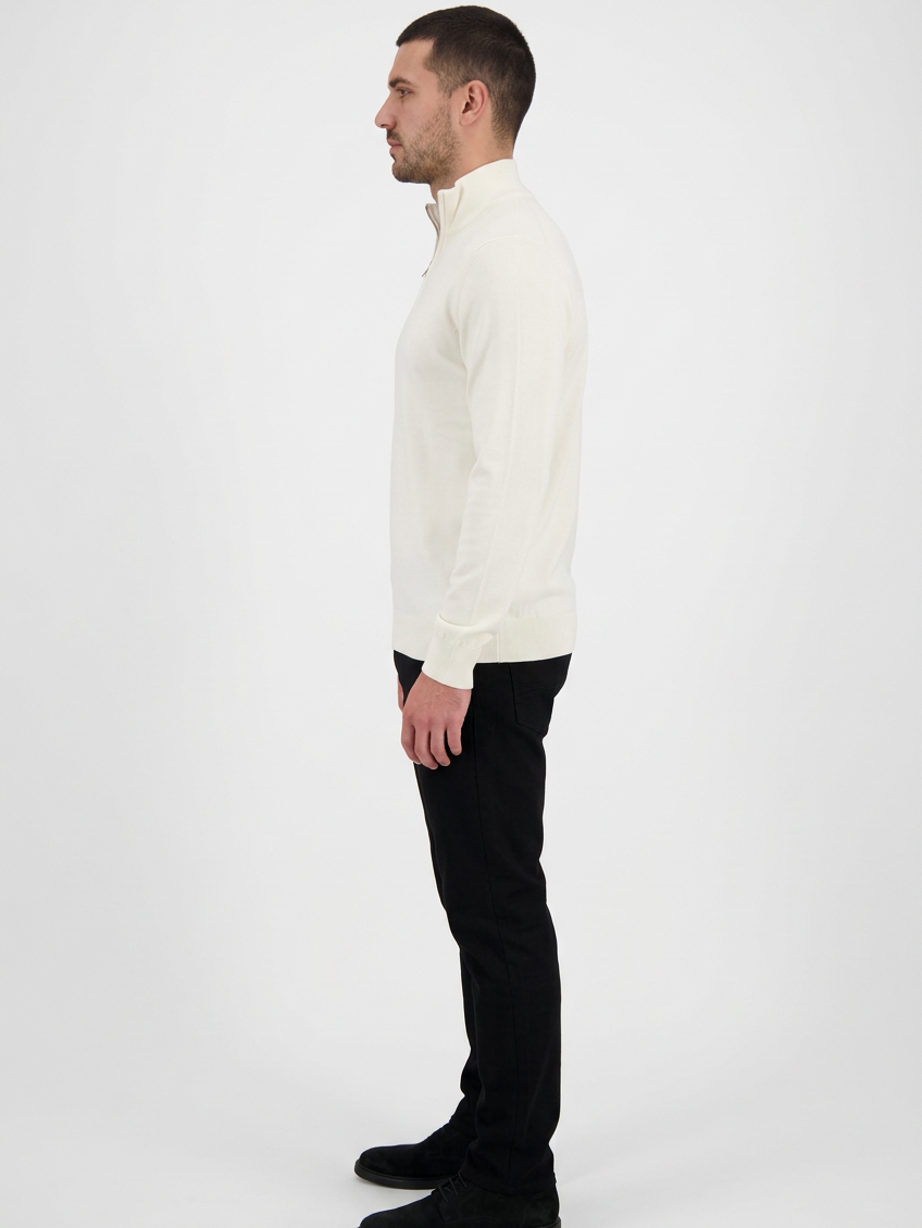 Pullover 76444 Sharp Off White left side model view