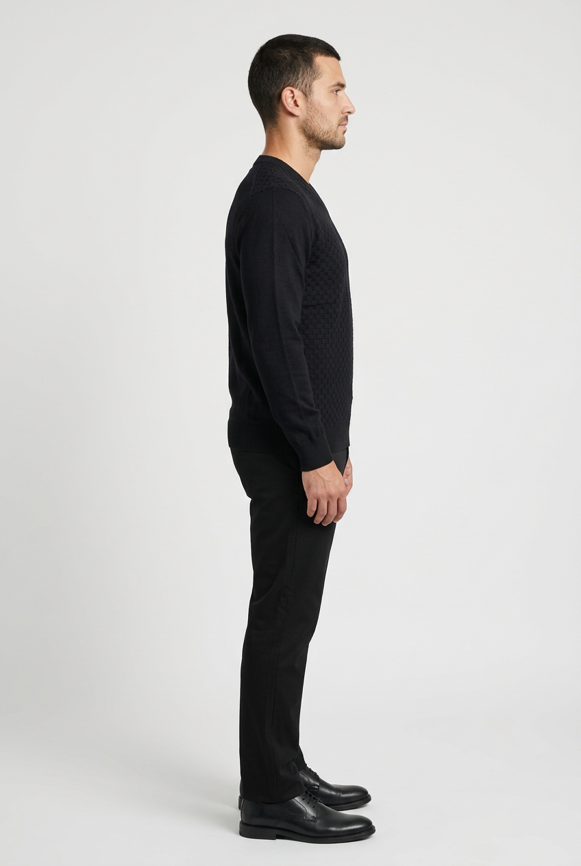 Pullover 76445 Forge Black right side model view