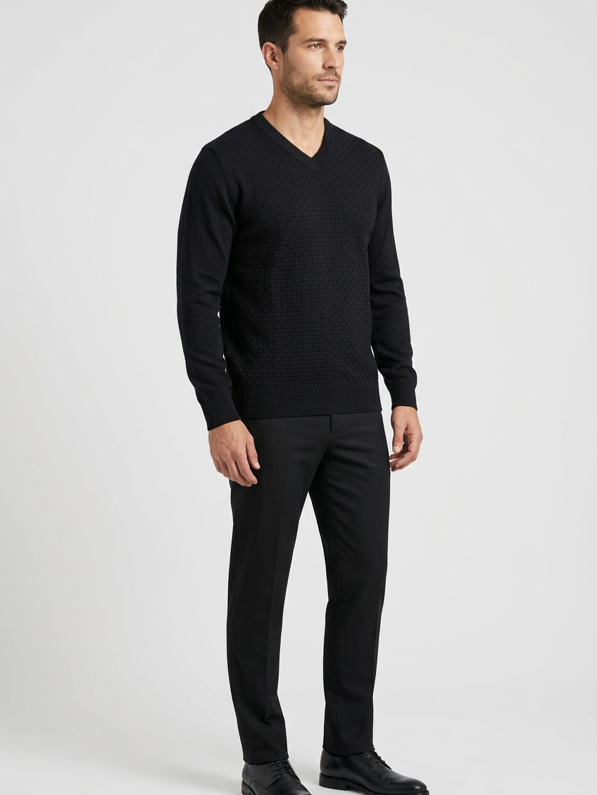 Pullover 76445 Forge Black front-right model view