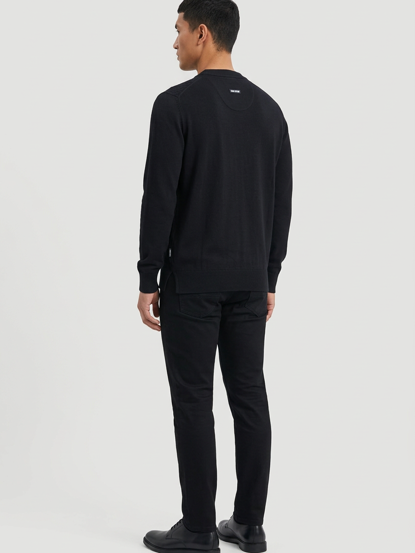 Pullover 76445 Forge Black back three-quarter model view