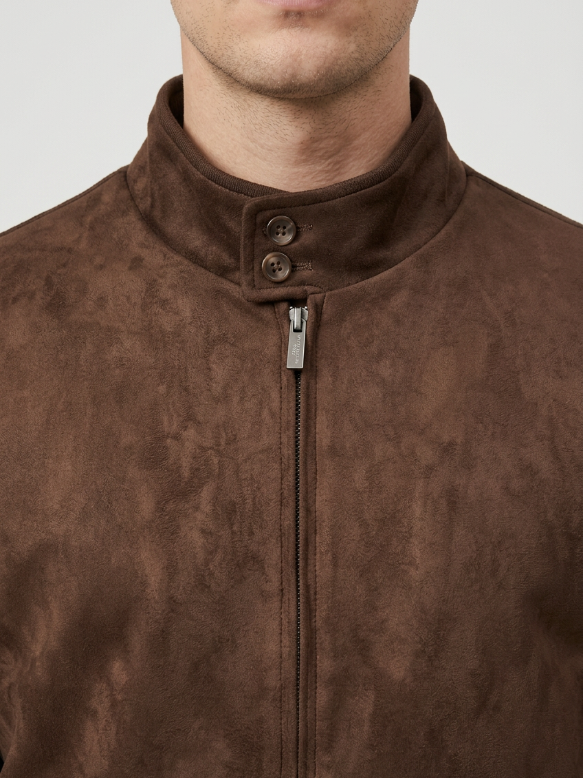 Winter Jacket 71316 Milo brown, collar and zipper detail on model