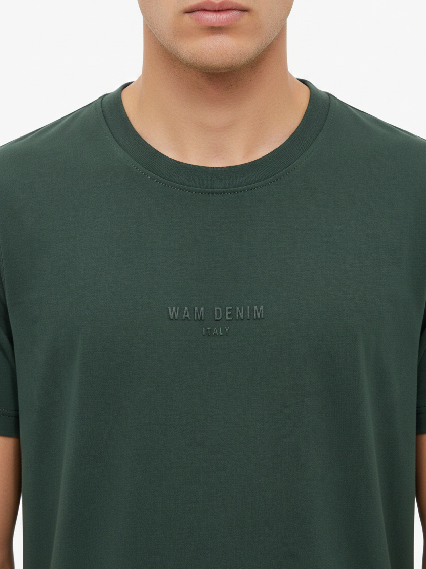 Wam Denim Cromer Dark Green T-shirt – crew neck and tonal chest logo close-up