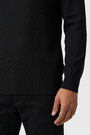 Pullover 76445 Forge Black texture cuff and hem detail