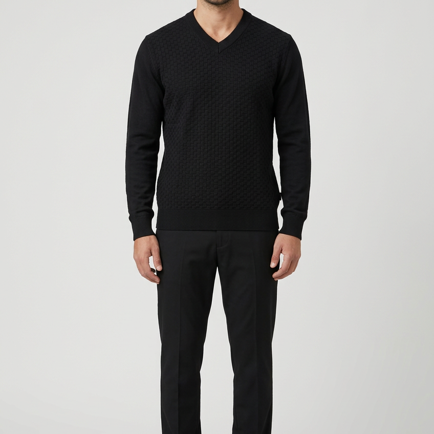 Pullover 76445 Forge Black front model view
