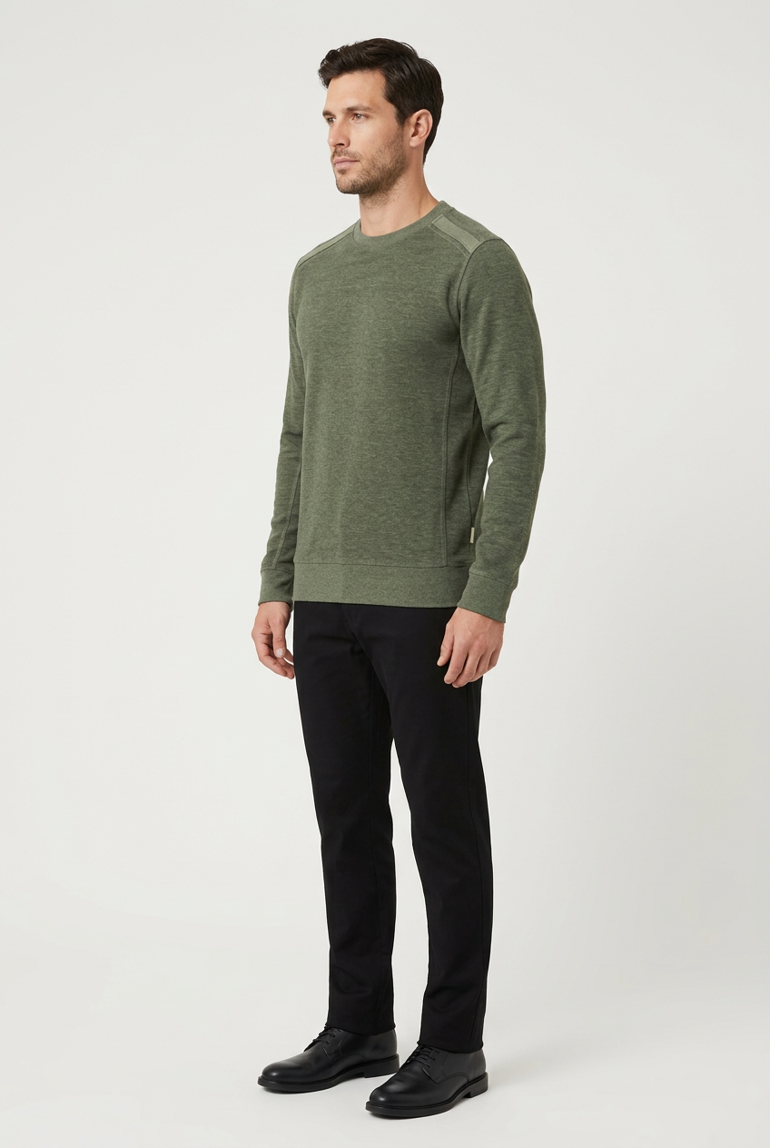 Vurden Dark Green sweater on model, side view