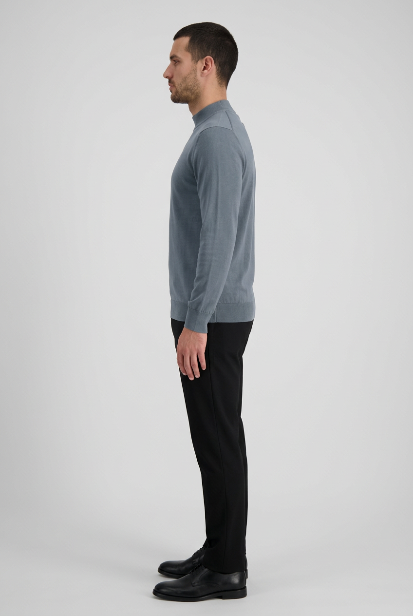 Pullover 76441 Lux Anthracite right side model view
