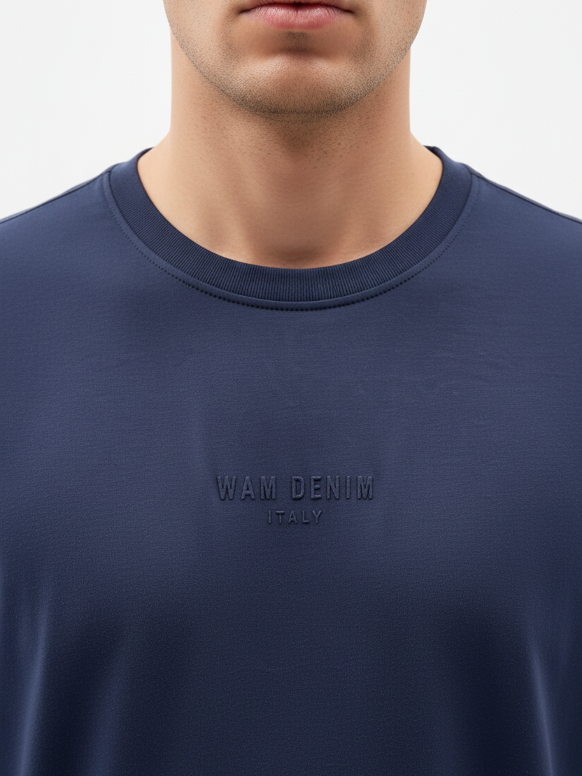 Wam Denim Cromer Navy T-shirt – crew neck and tonal chest logo close-up