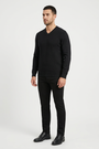 Pullover 76445 Forge Black front-left model view