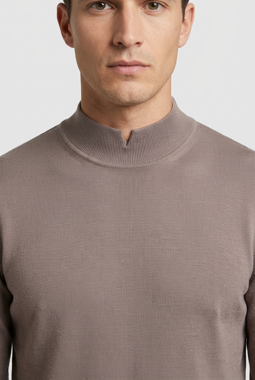 Pullover 76441 Lux Light Brown collar detail