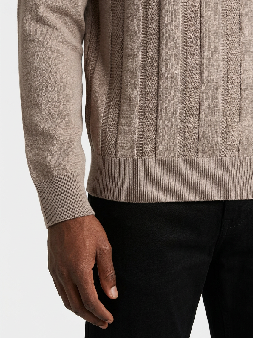 Pullover 76443 Mist Beige texture cuff and hem detail