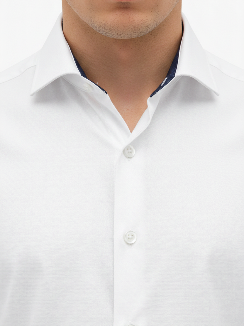 Wam Denim Jenvor White Shirt – spread collar with dark navy inner lining trim close-up