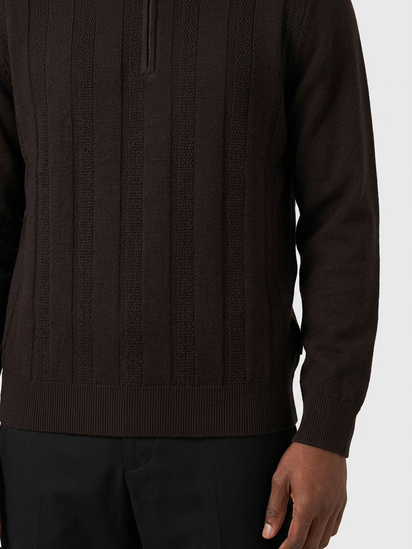Pullover 76443 Mist Brown texture cuff and hem detail