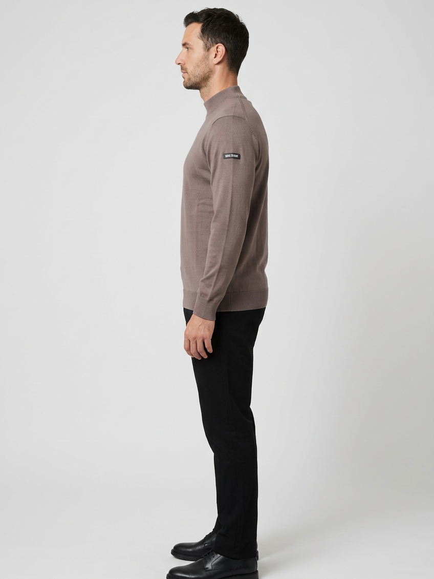 Pullover 76441 Lux Light Brown right side model view