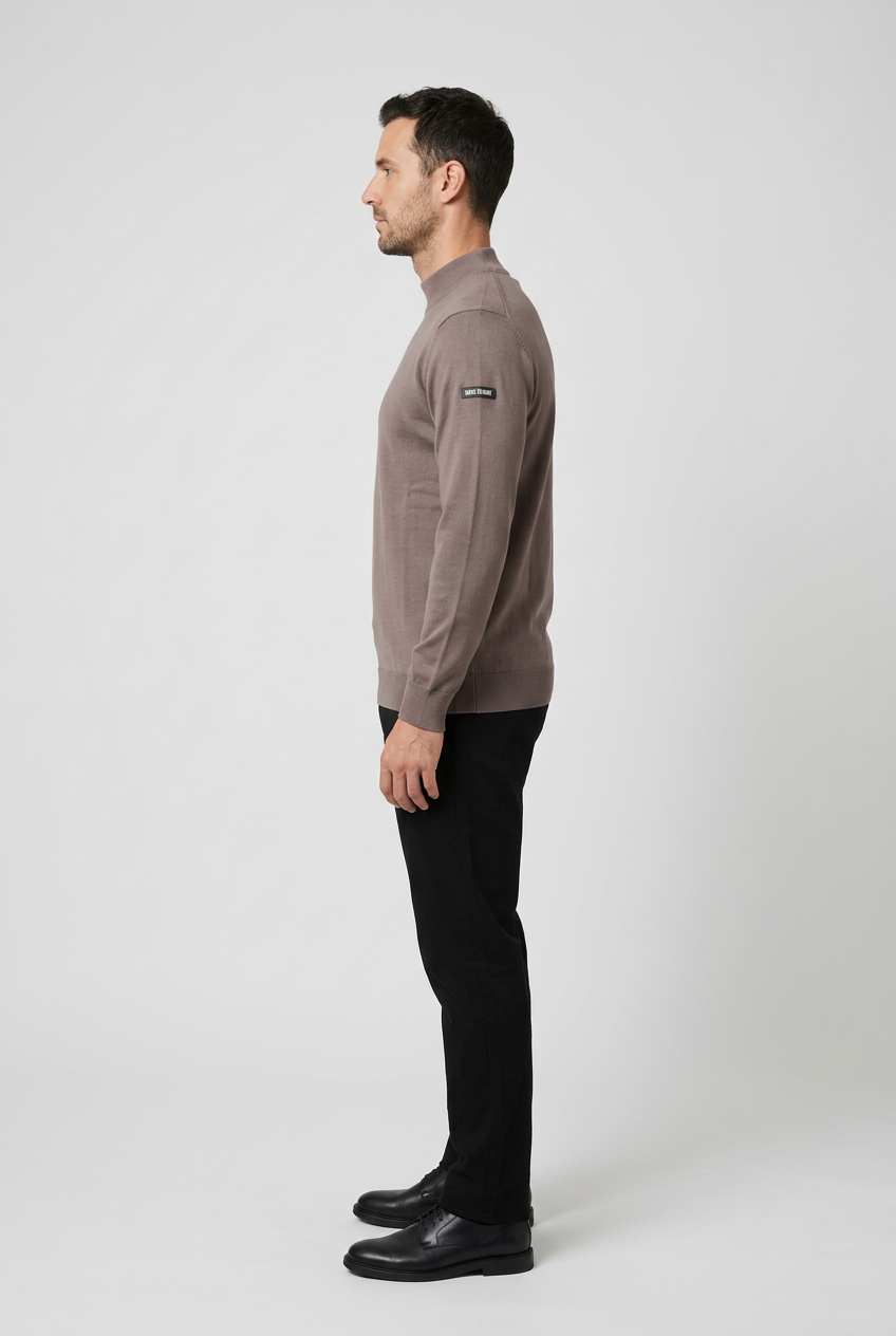 Pullover 76441 Lux Light Brown right side model view